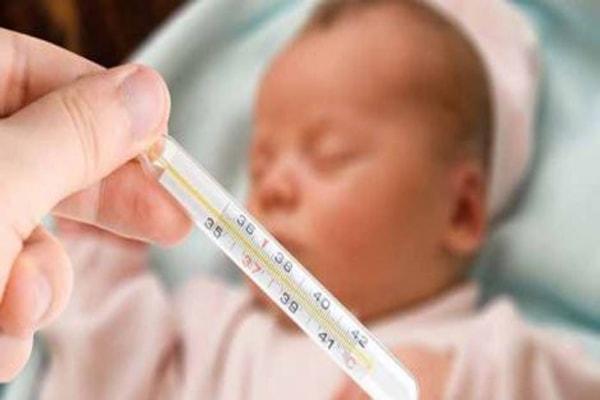 درمان سریع سرماخوردگی نوزادان (روش های گیاهی و دارویی)