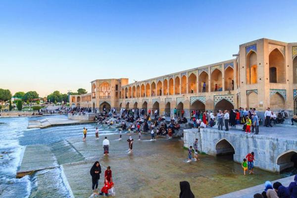 اصفهان به شهر گردشگر تبدیل می شود